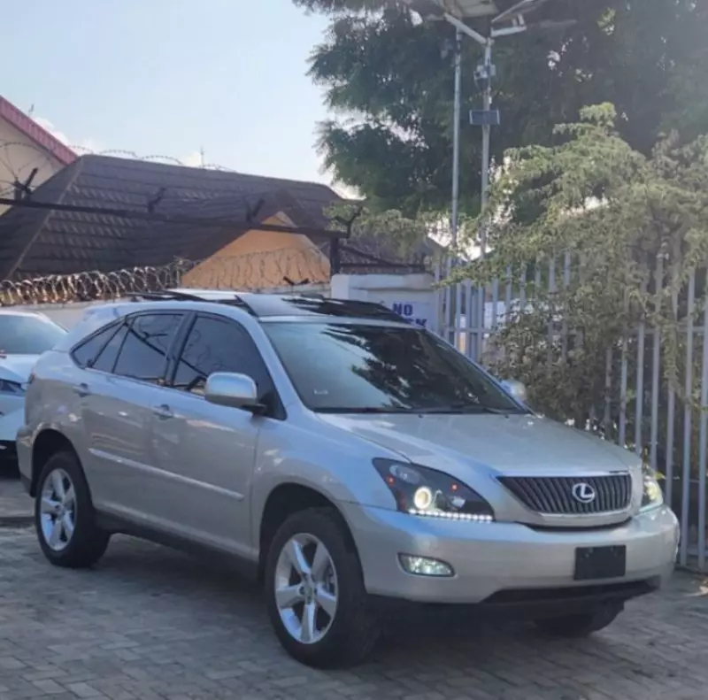 Lexus RX 330   - 2005
