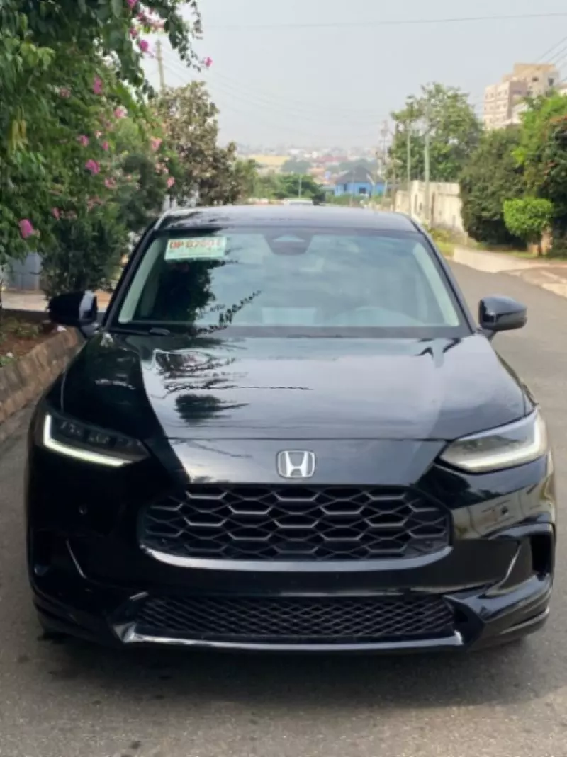 Honda HR-V   - 2023