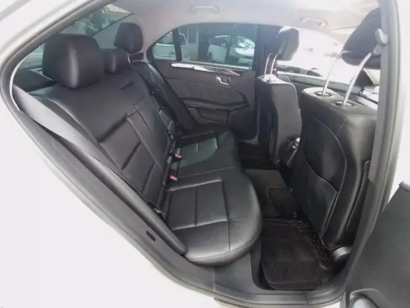 Mercedes-Benz E350   - 2013