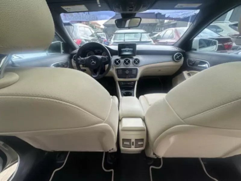Mercedes-Benz GLA 250   - 2017