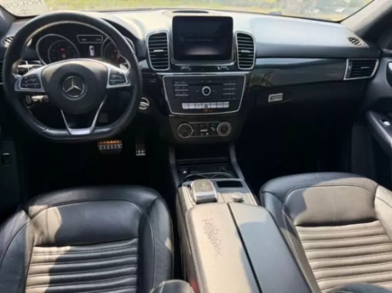 Mercedes-Benz GLE-Class   - 2017