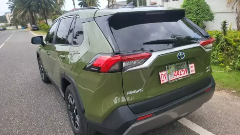 TOYOTA RAV4   - 2021