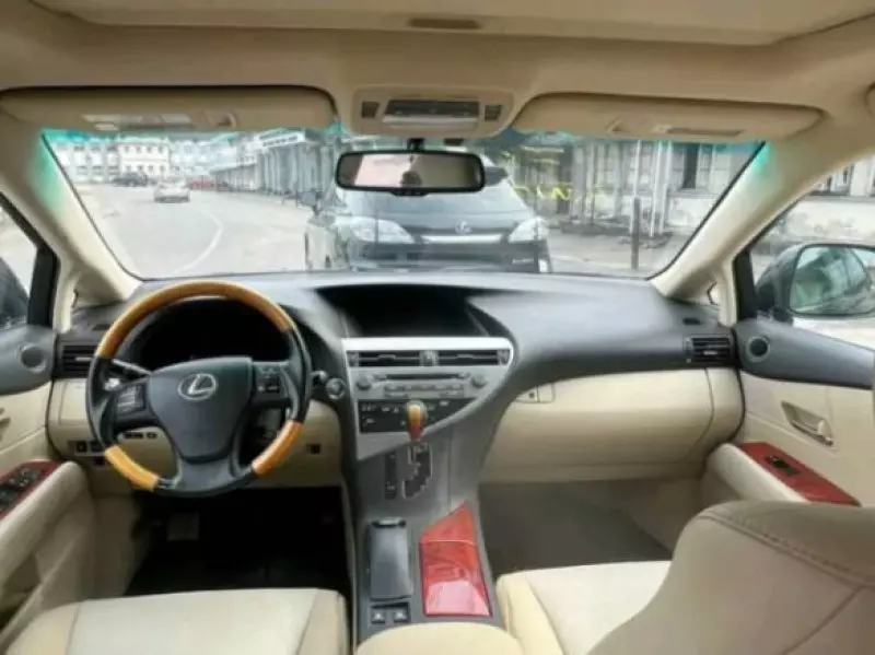 Lexus RX 200   - 2010