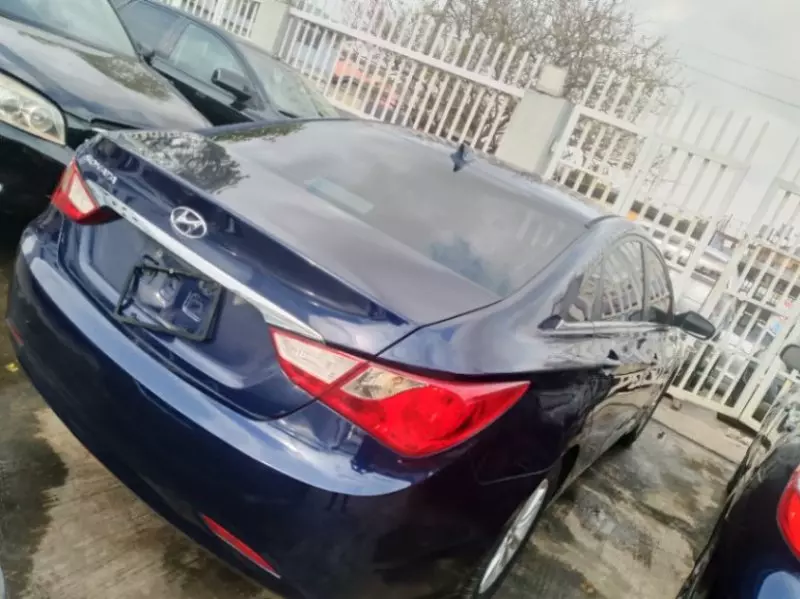 Hyundai Sonata - 2013
