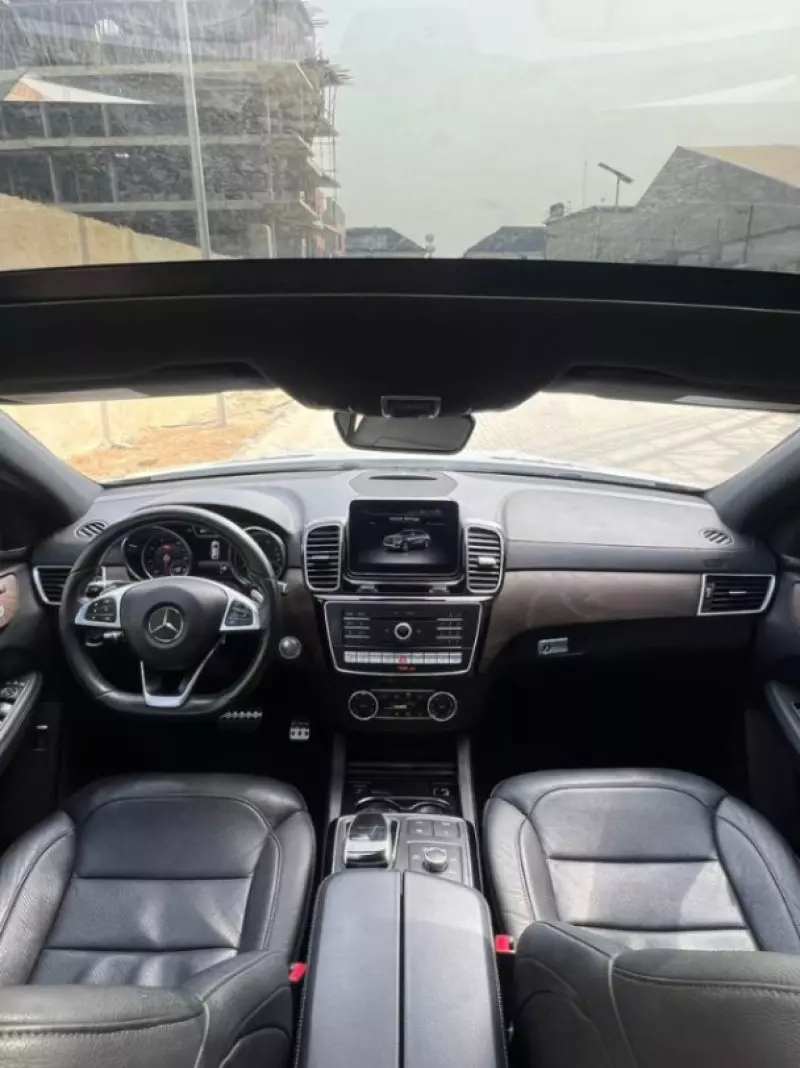 Mercedes-Benz GLE 43 AMG - 2017