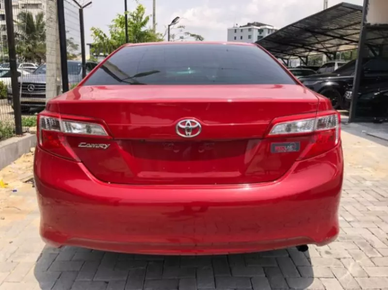 TOYOTA Camry   - 2014