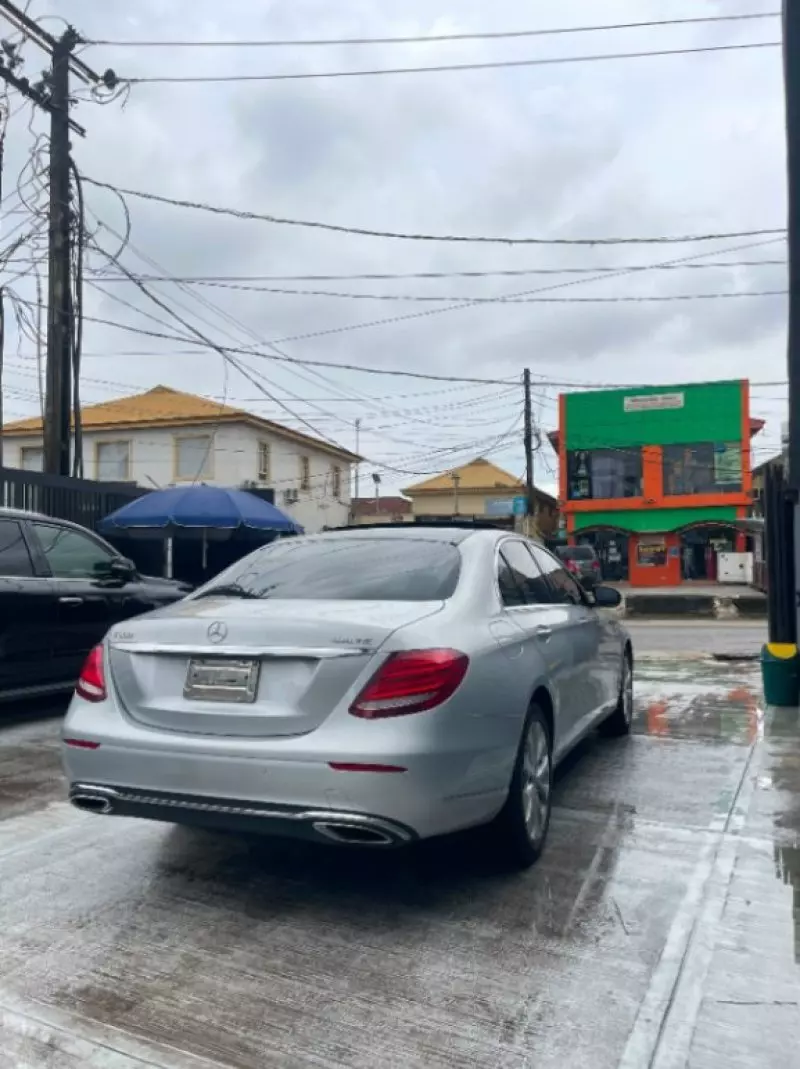 Mercedes-Benz E-Class - 2019