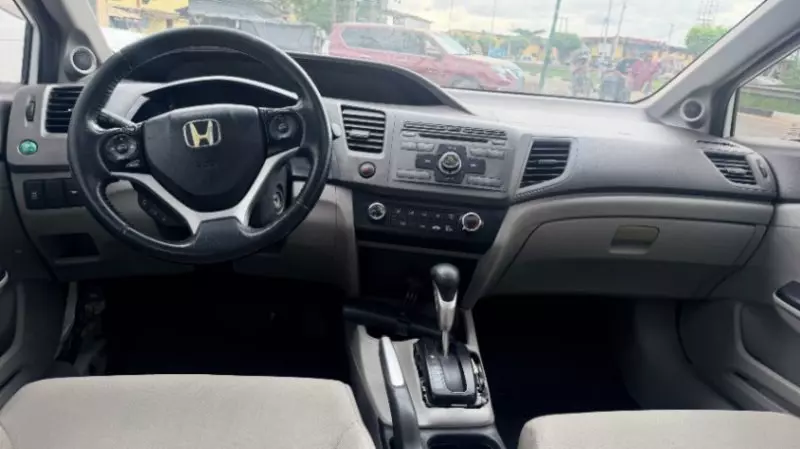 Honda Civic   - 2012