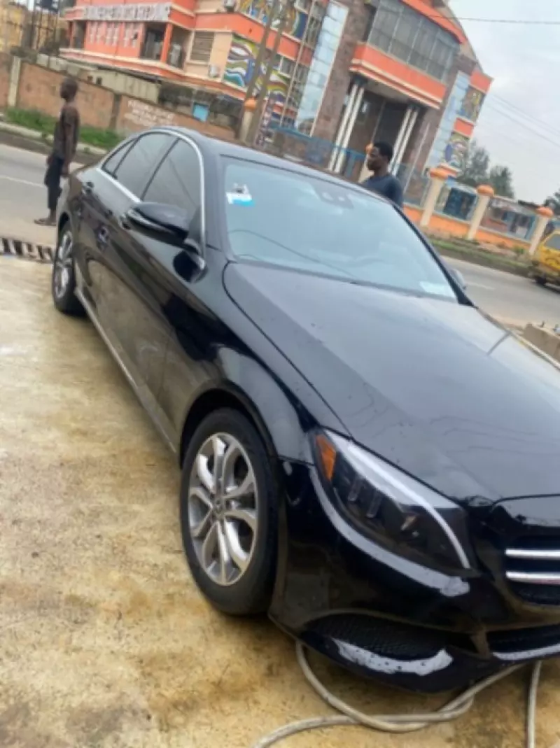 Mercedes-Benz C-Class - 2016