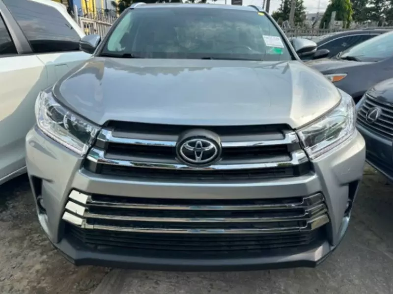 TOYOTA Highlander   - 2014