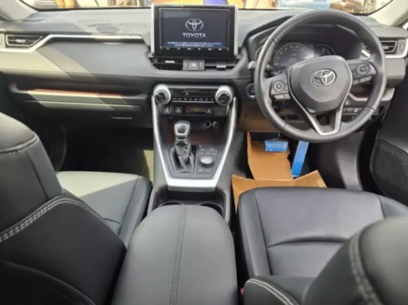 Toyota RAV4   - 2019