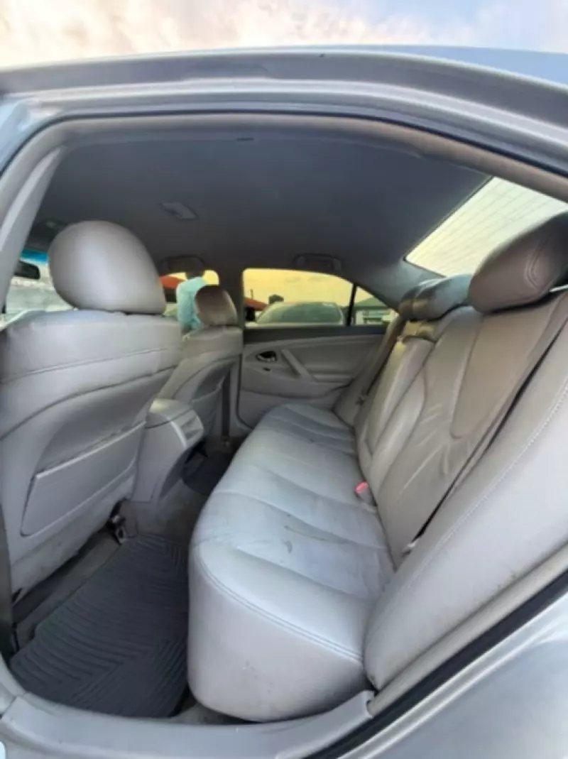 TOYOTA Camry   - 2011