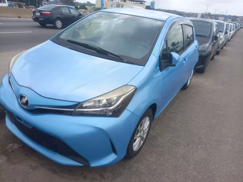 Toyota Vitz   - 2014