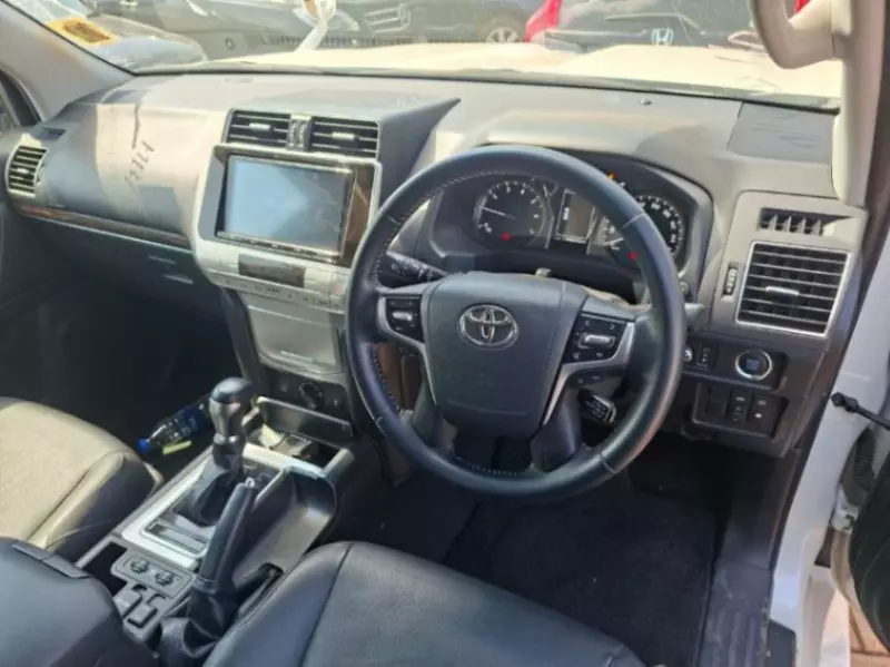 TOYOTA Landcruiser prado TX   - 2018