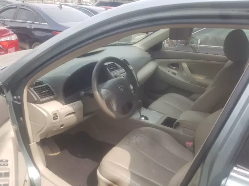 Toyota Camry   - 2007