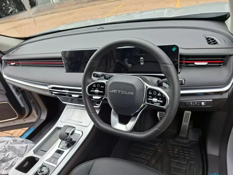 JETOUR X70 Plus - 2024