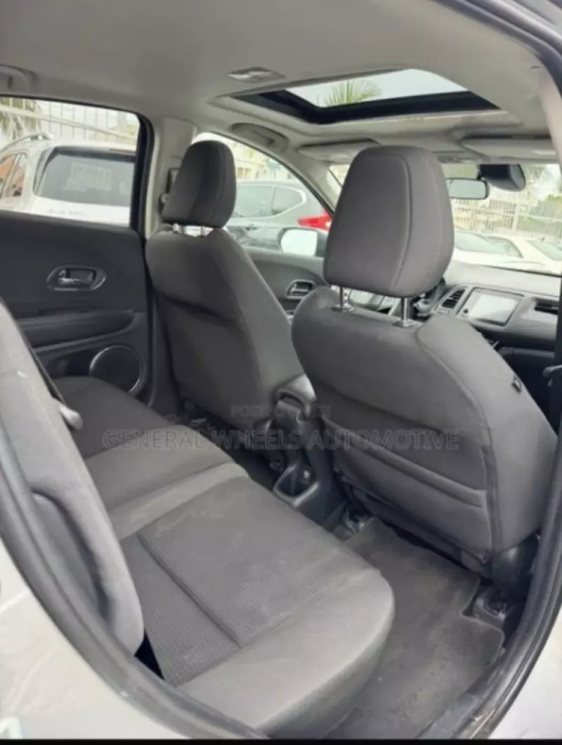Honda HR-V   - 2022