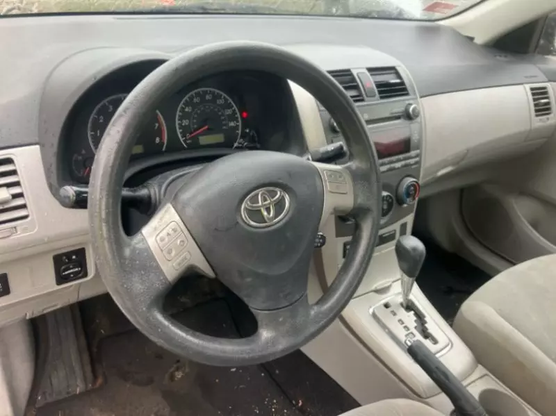 Toyota Corolla   - 2013