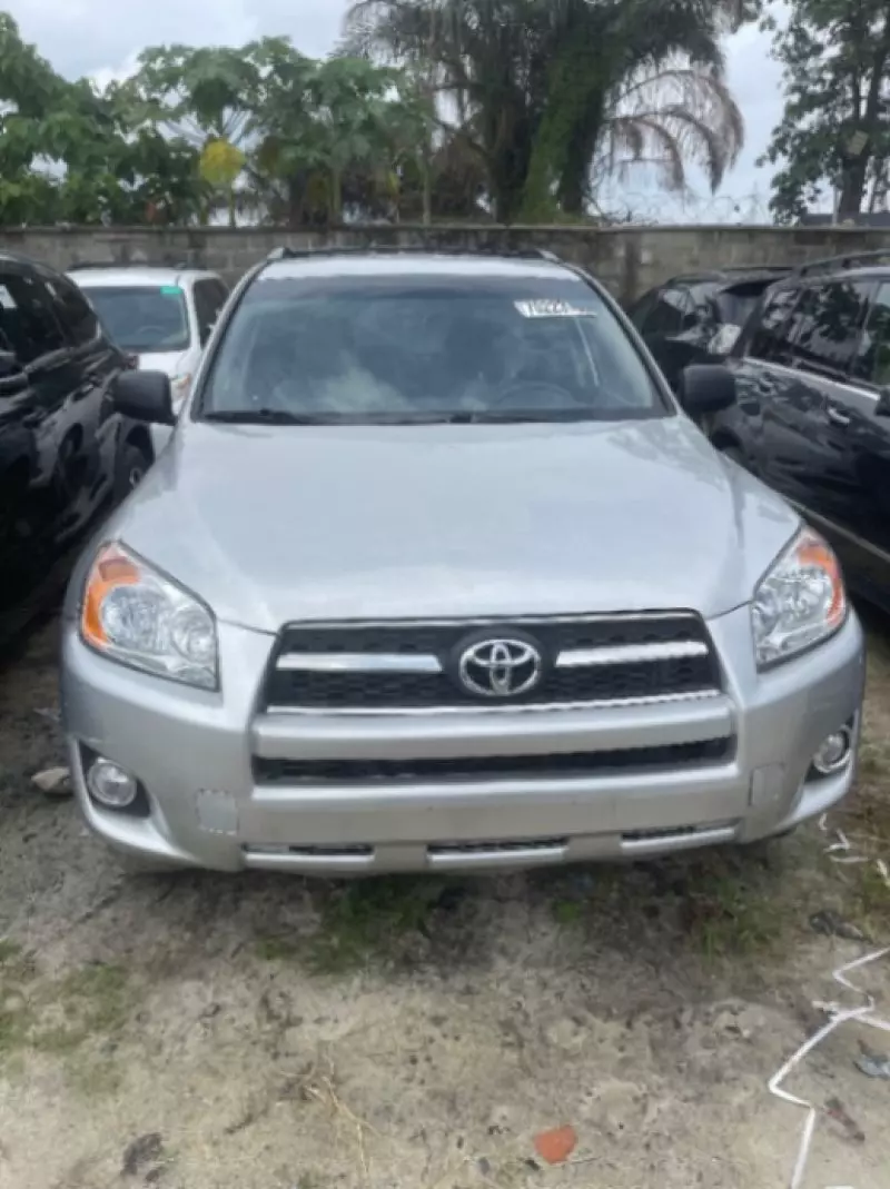 TOYOTA RAV 4   - 2012
