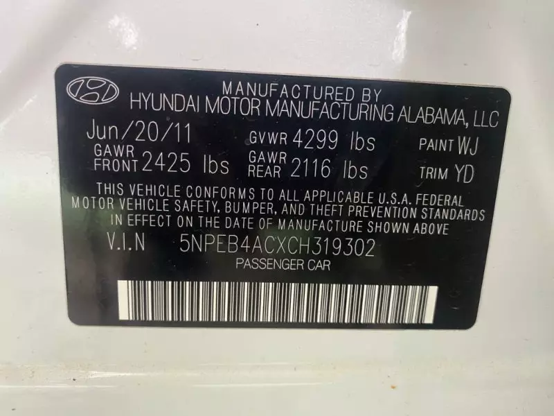 Hyundai Sonata   - 2012