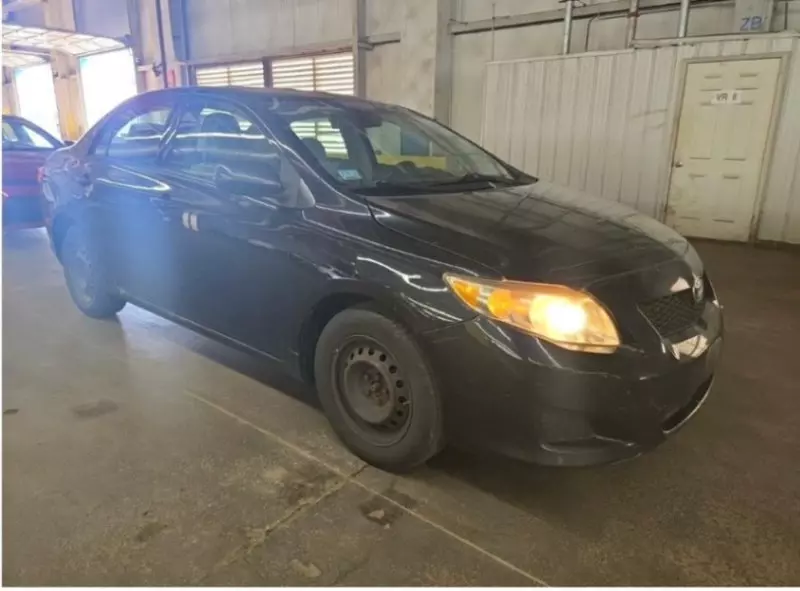 Toyota Corolla   - 2009