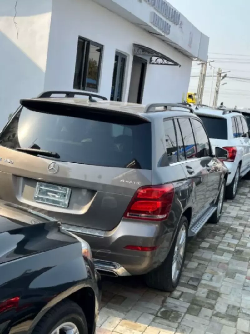 Mercedes-Benz GLK 350   - 2015