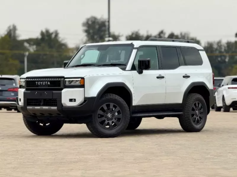 Toyota Landcruiser Prado   - 2024