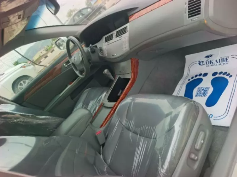 TOYOTA Avalon - 2007