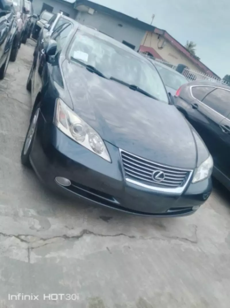 Lexus ES   - 2008
