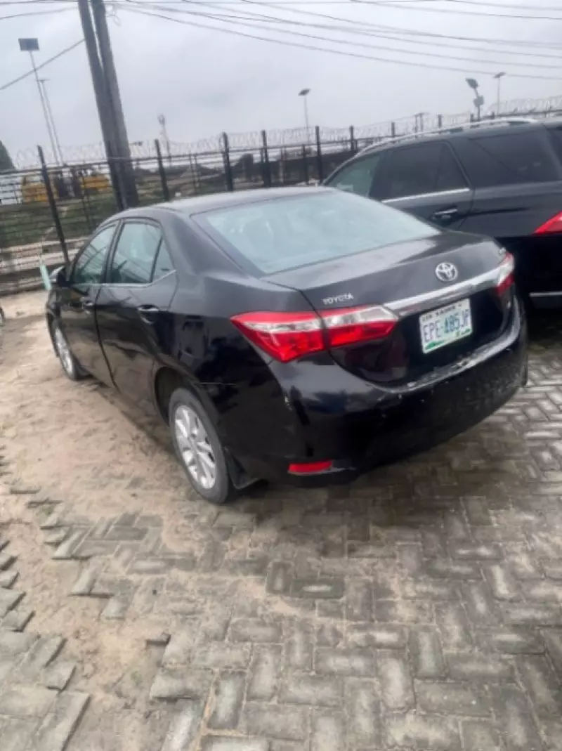 TOYOTA Corolla   - 2016