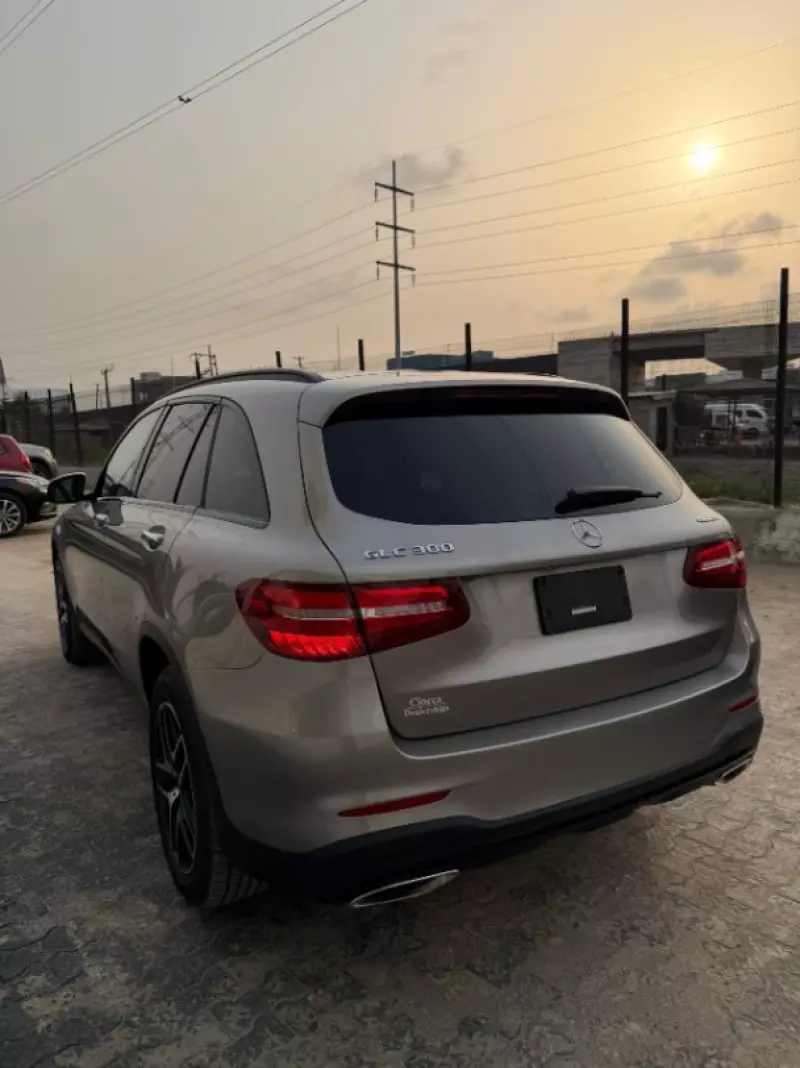 Mercedes-Benz GLC-Class   - 2019