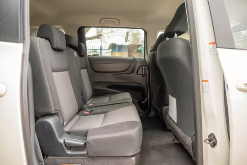 Toyota Sienta   - 2019