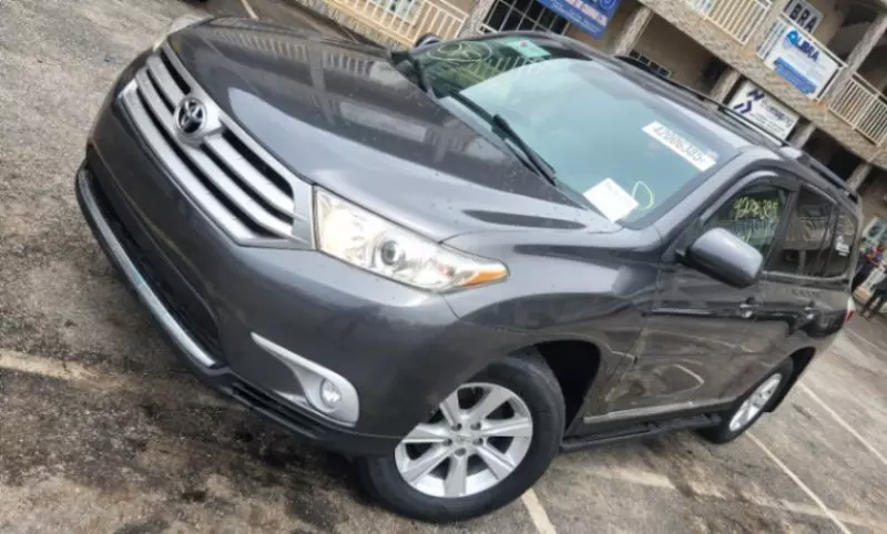 Toyota Highlander - 2012