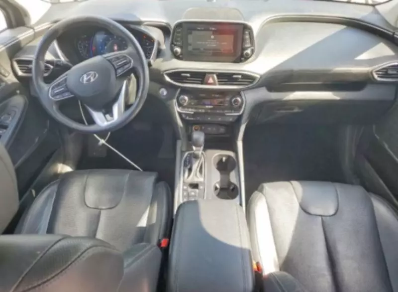 Hyundai Santa Fe   - 2020