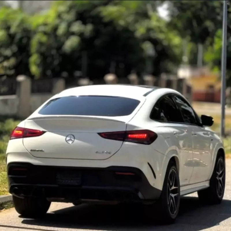 Mercedes-Benz GLE-Class   - 2021
