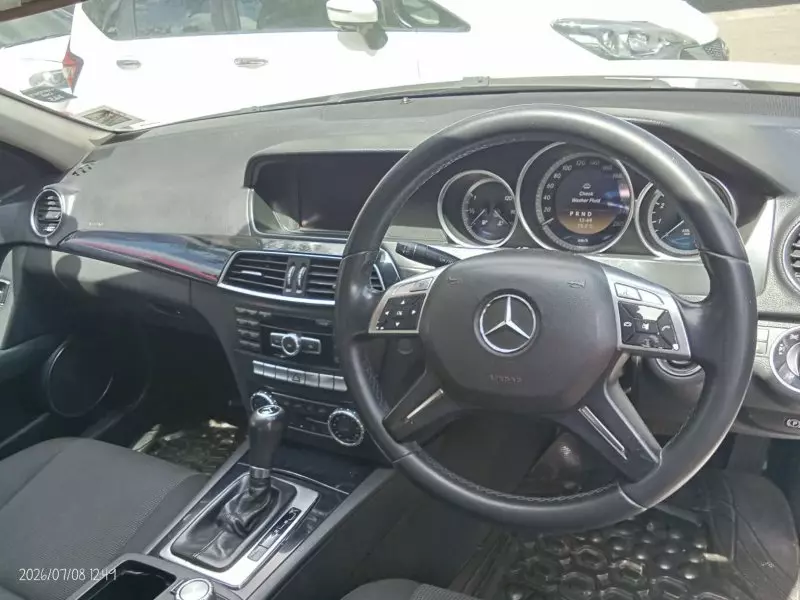 Mercedes-Benz C200 - 2000