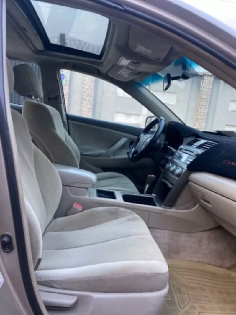 TOYOTA Camry   - 2009
