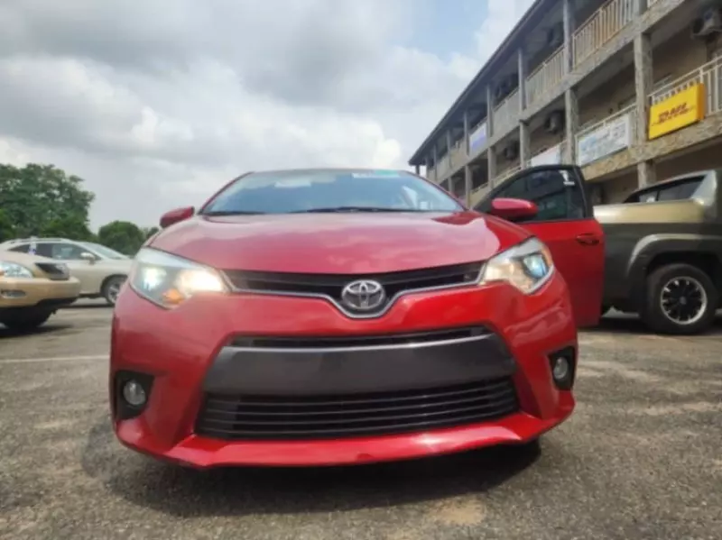 Toyota Corolla   - 2015
