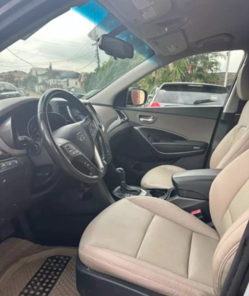 Hyundai Santa Fe Sport   - 2013
