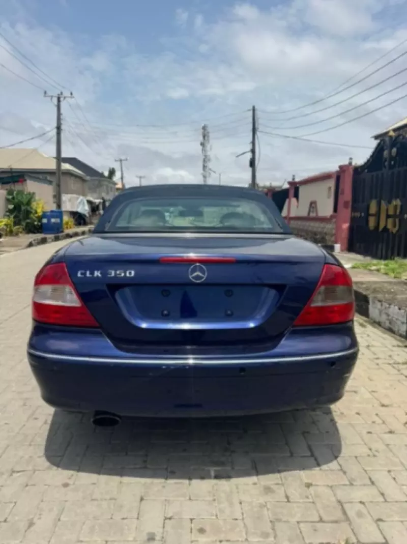 Mercedes-Benz CLK 350   - 2012