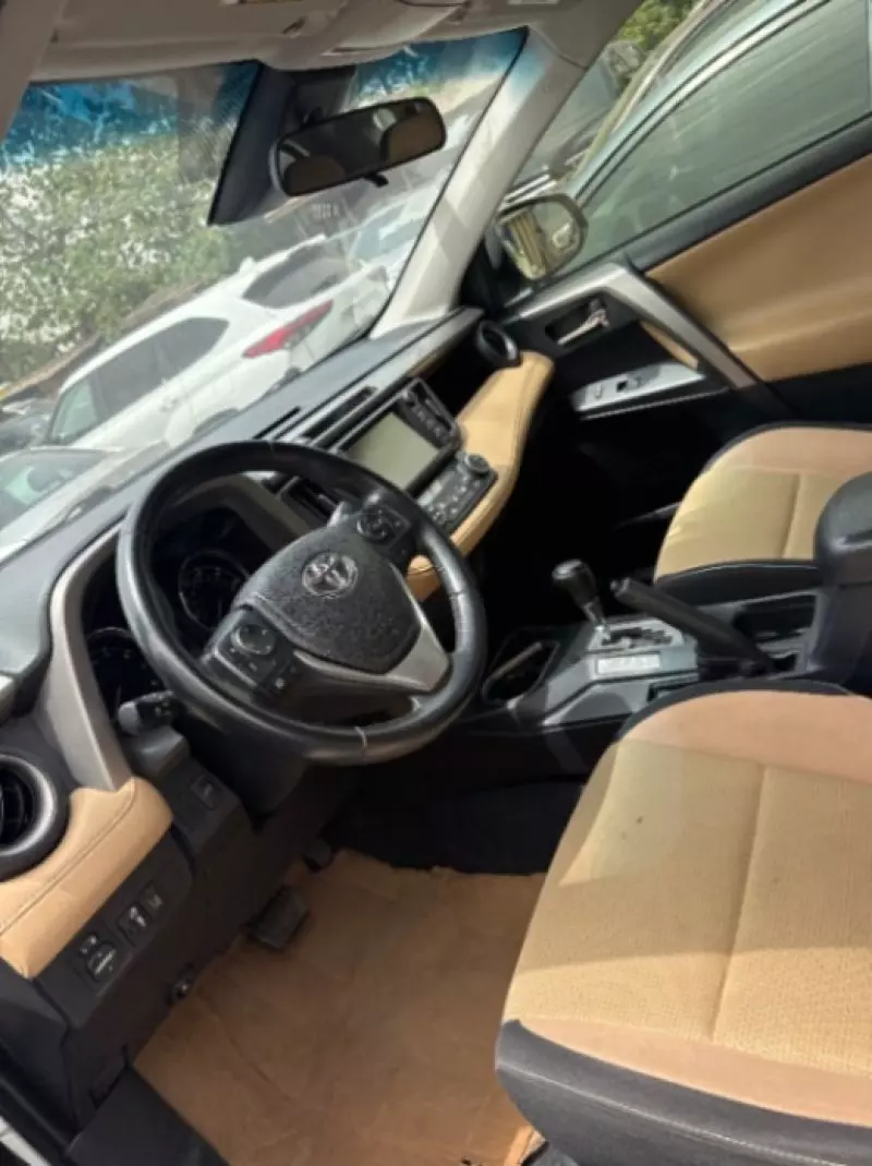 Toyota RAV 4   - 2016