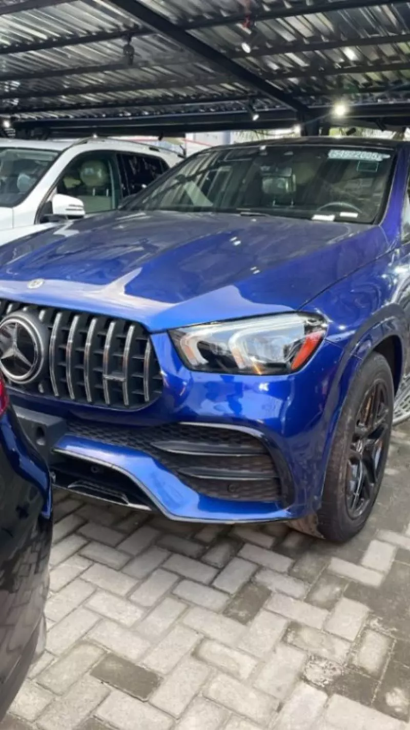 Mercedes-Benz GLE 53 AMG   - 2021