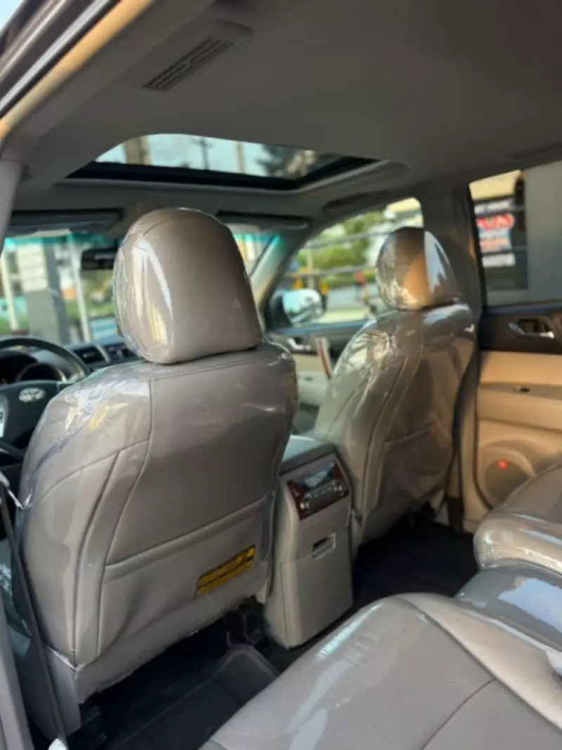 TOYOTA Highlander   - 2013