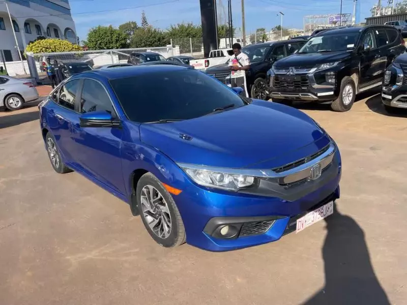 Honda Civic   - 2017