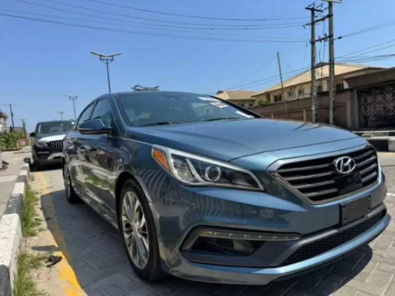 Hyundai Sonata - 2015