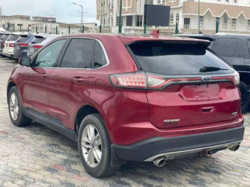 Ford Edge   - 2016