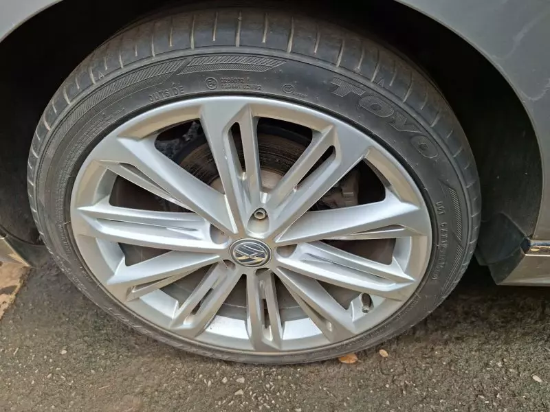 Volkswagen Passat   - 2016