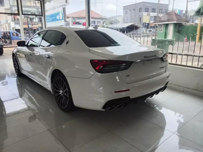 Maserati Quattroporte   - 2022