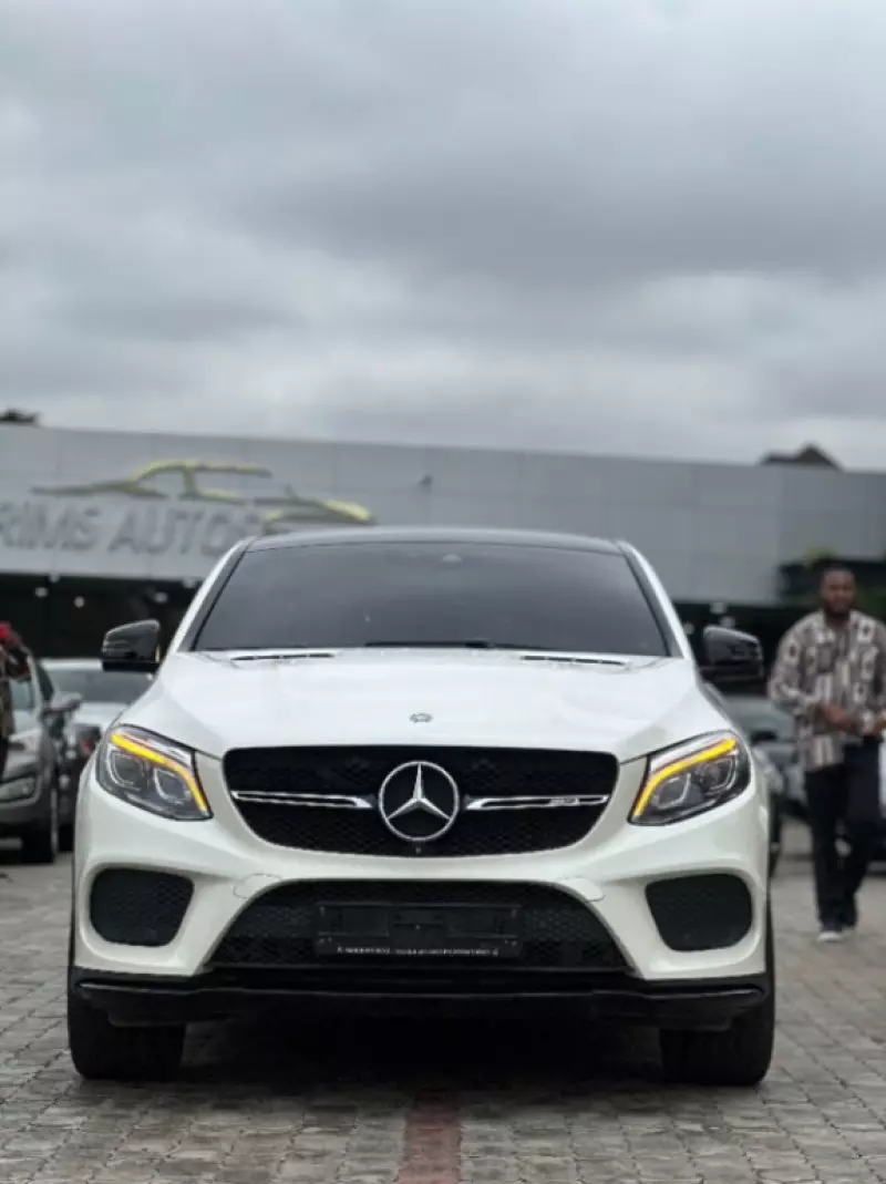 Mercedes-Benz GLE 43 AMG - 2017
