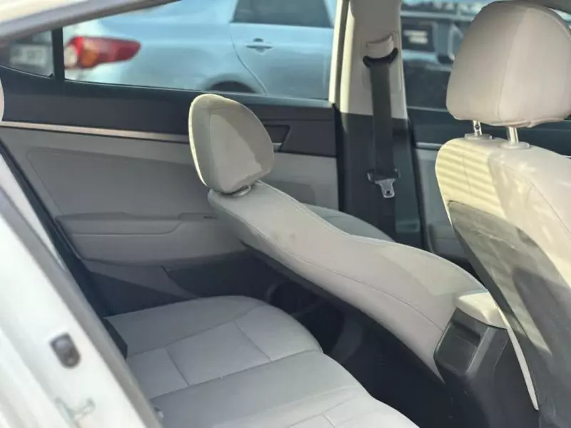Hyundai Elantra   - 2017